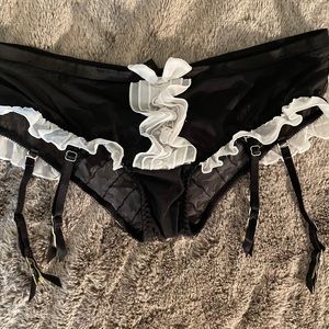 Tuxedo Garter by Victoria’s Secret